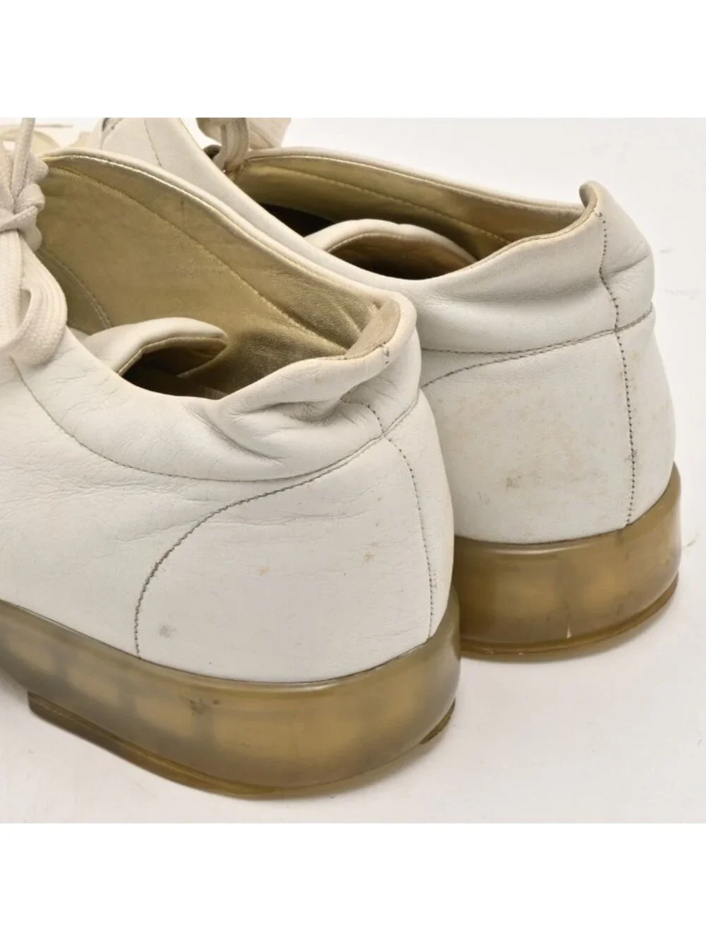Chanel Sneakers Ivory CC Logo Leather